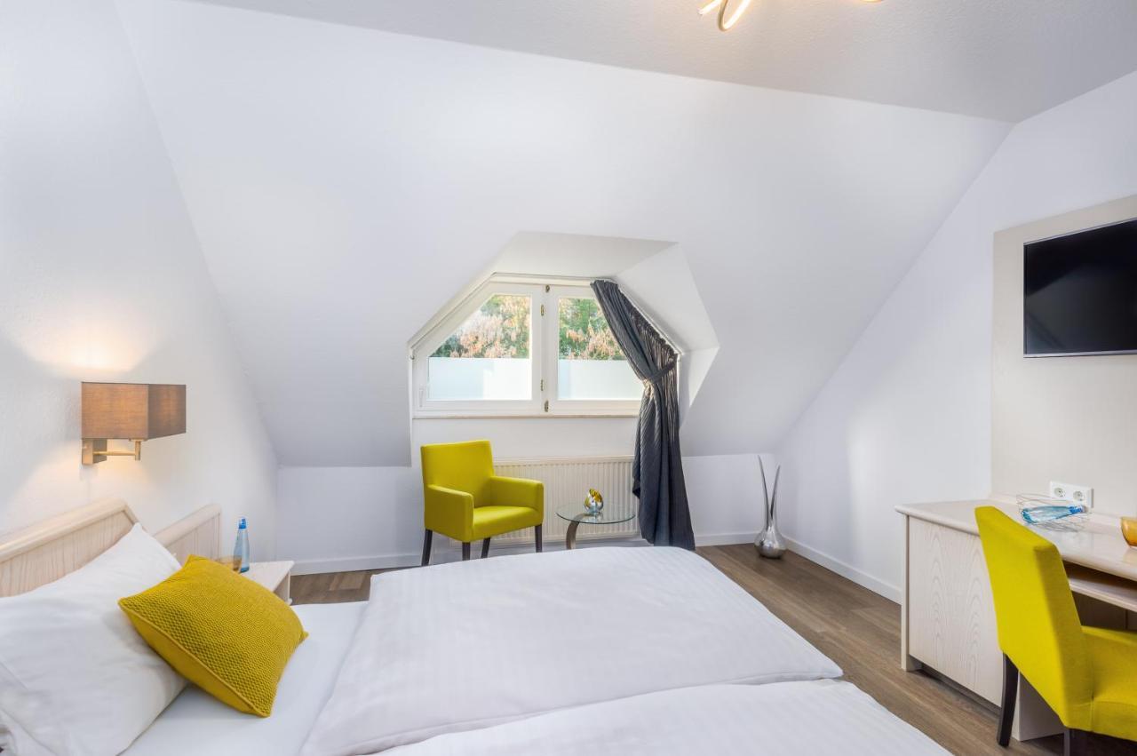 Hotel Zur Krone Meerbusch Dış mekan fotoğraf